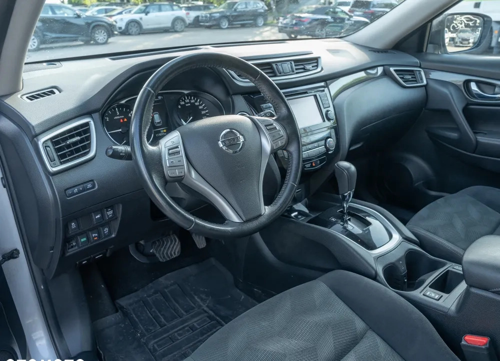 Nissan X-Trail cena 76900 przebieg: 111111, rok produkcji 2017 z Krynica Morska małe 29